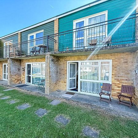 Great 3 Bedroom Chalet To Hire With In Hemsby, Great Seaside Break! Ref 18194B Exterior photo